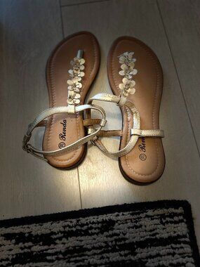 Gold Floral Thong Sandals | Metallic Flower Embellished Flats